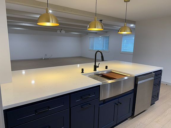 2nd image of 5010 N 18th St