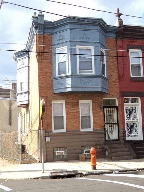 1st image of 1960 E Stella St