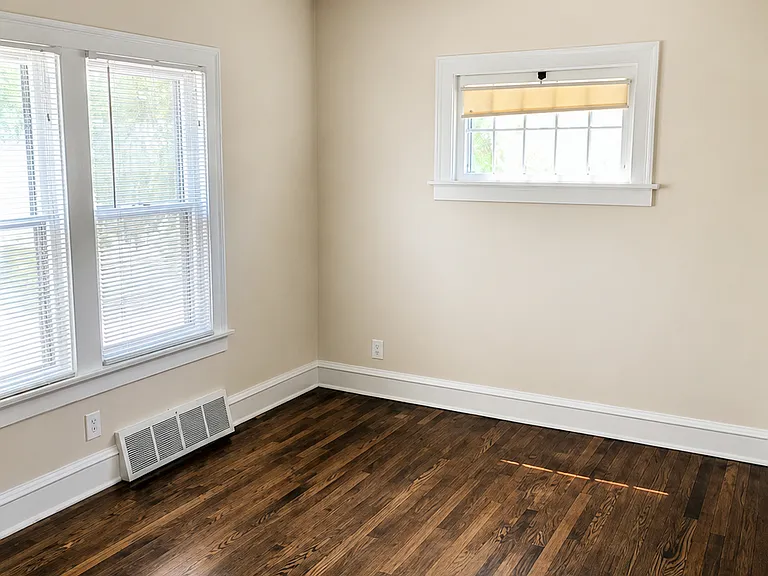 16523 Clifton Blvd #2 — Photo 6