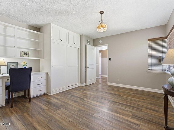 5th image of 15944 Gledhill St