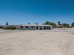 19117 Tecumseh Rd, Apple Valley, CA 92307
