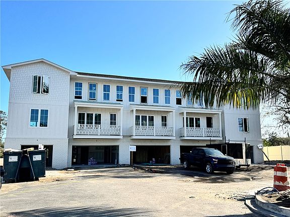 2nd image of 2304 Demere Rd #6