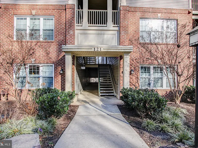 121 Timberbrook Ln #202 — Photo 30