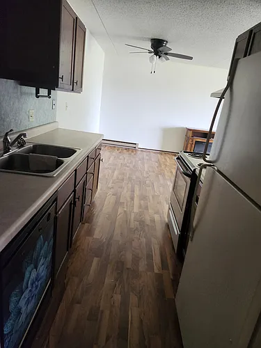515 22nd Ave W #213 Photo 1