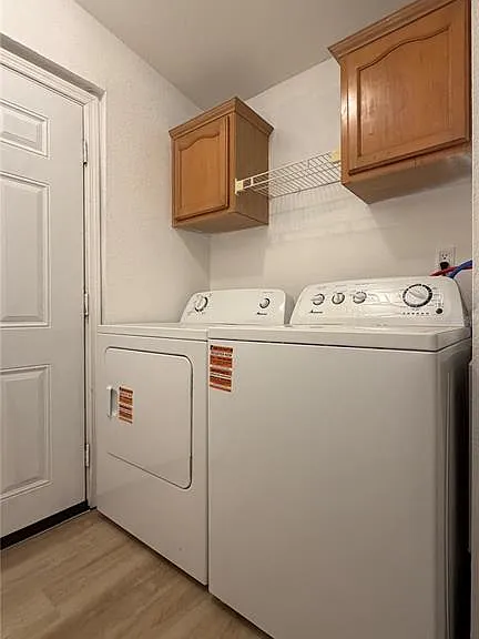 1831 Winchester Ct S — Photo 24