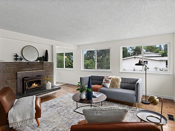 2nd image of 500 Stevens Ave NW