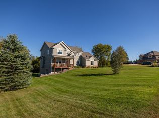 8830 Fitzpatrick Ln NW, Rochester, MN 55901