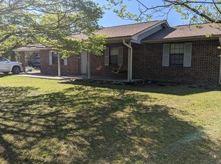 88 Lynn St, Hoboken, GA 31542