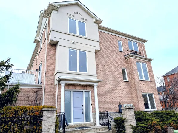 40 Leitchcroft Cres, Markham, ON L3T 7W1