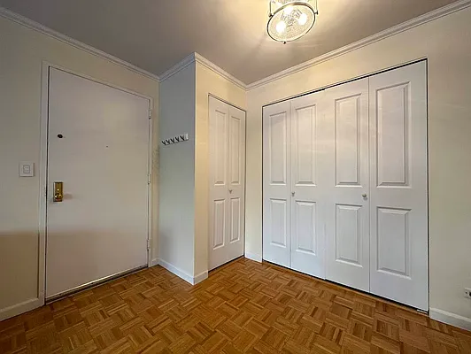 Rented by Tabak Real Estate | media 5