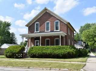 621 Lewis St, De Pere, WI 54115
