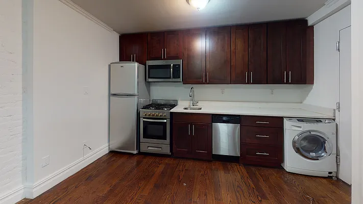 Rented by Keller Williams NYC | media 9