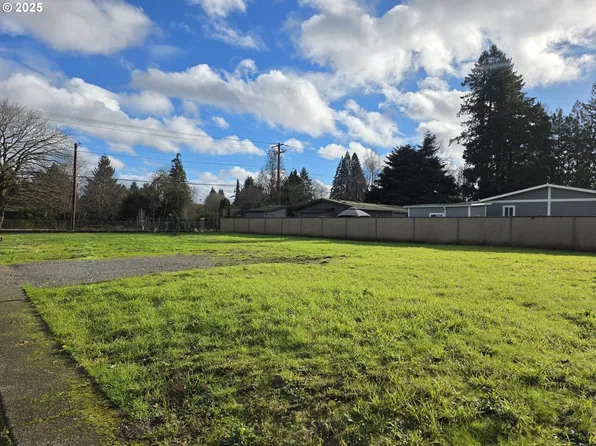 10515 SE Linwood Ave, Milwaukie, OR 97222