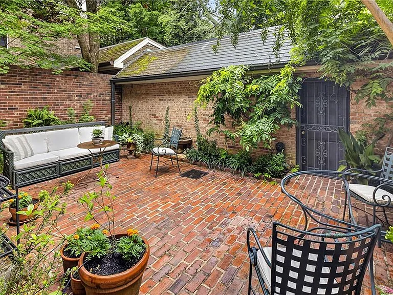 4 Montclair Dr NE — Photo 11