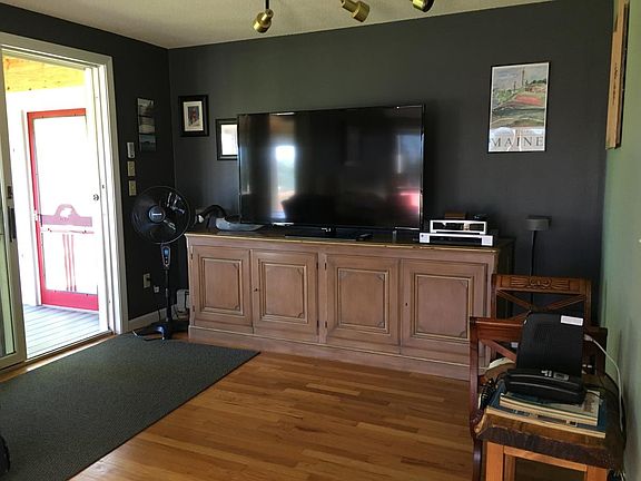 10 Fort Point Cove Rd, Stockton Springs, ME 04981 | Zillow