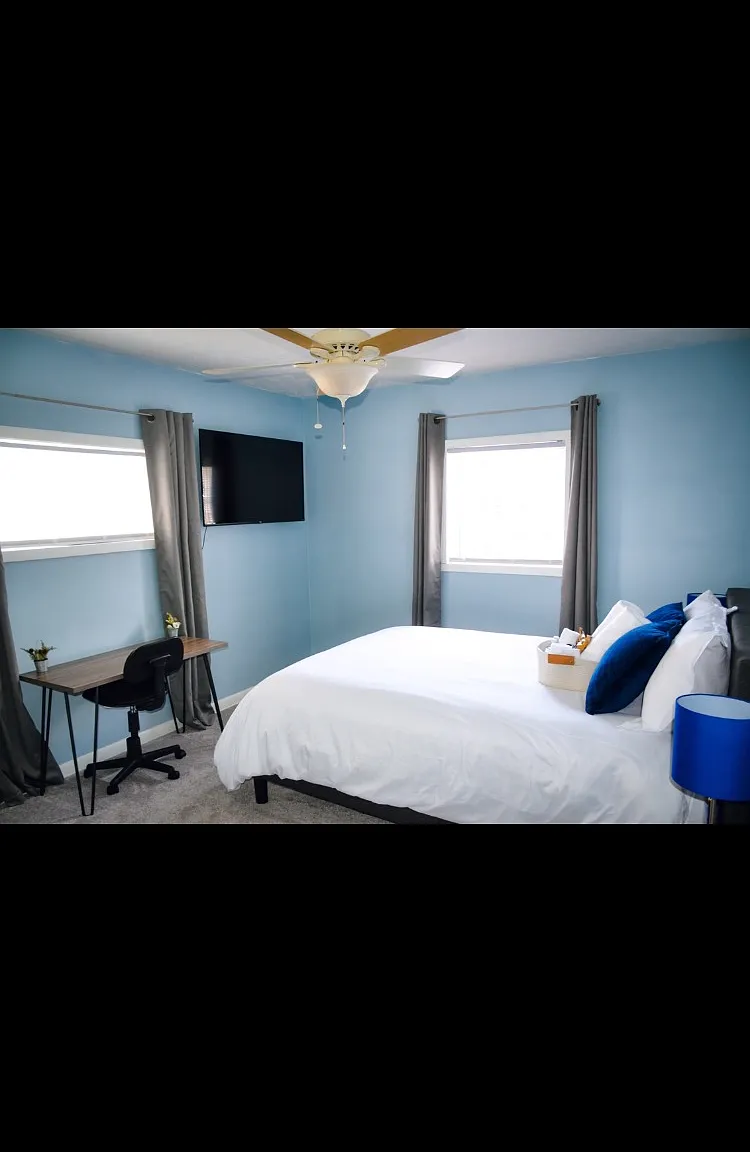 1 bed, 1600 sqft, $600 — Photo 2