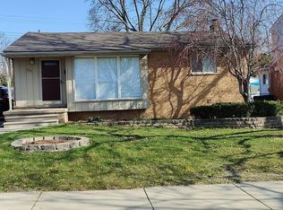 752 Elmsford Ave, Clawson, MI 48017