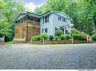 1362 Golden Rd, Lake Toxaway, NC 28747