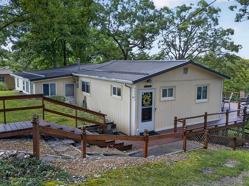 1st image of 28282 Bluff Rd