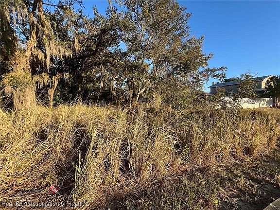 2nd image of 1386 Memorial Dr