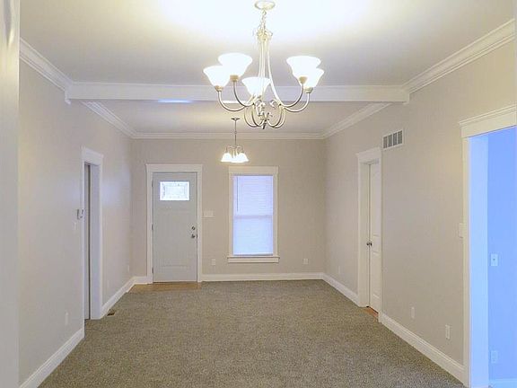 5th image of 918 N Claremont St
