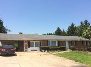 308 Greenbriar Rd, Martinsburg, WV