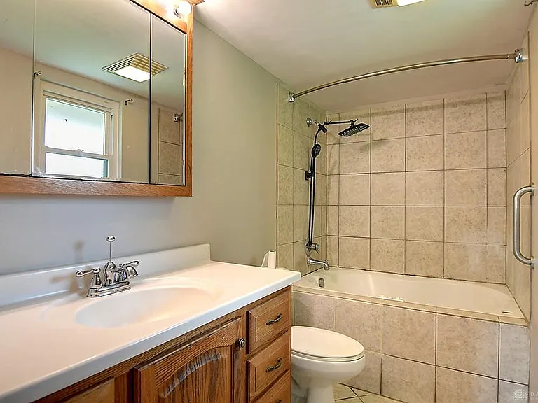 4554 Powell Rd — Photo 20