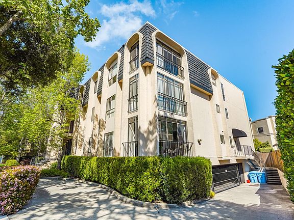 3rd image of 1133 Douglas Ave APT 103