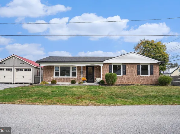 301 E Bridge St, Parkesburg, PA 19365