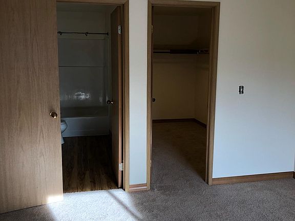 4th image of 10701 Meridian Ave N APT 305A