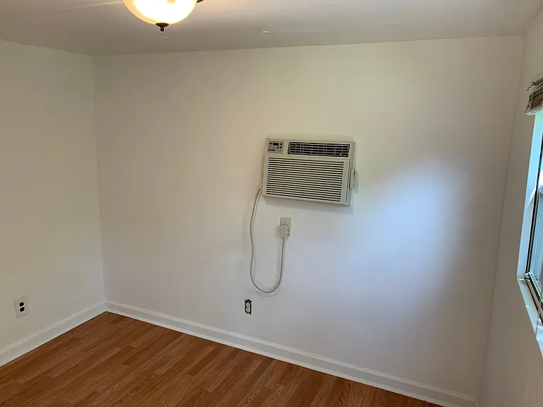 2609 Westwood Dr #B — Photo 11