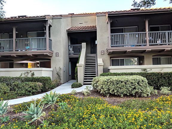 3rd image of 2800 Keller Dr APT 2