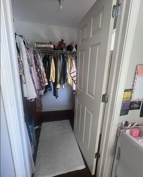 Walk in closet