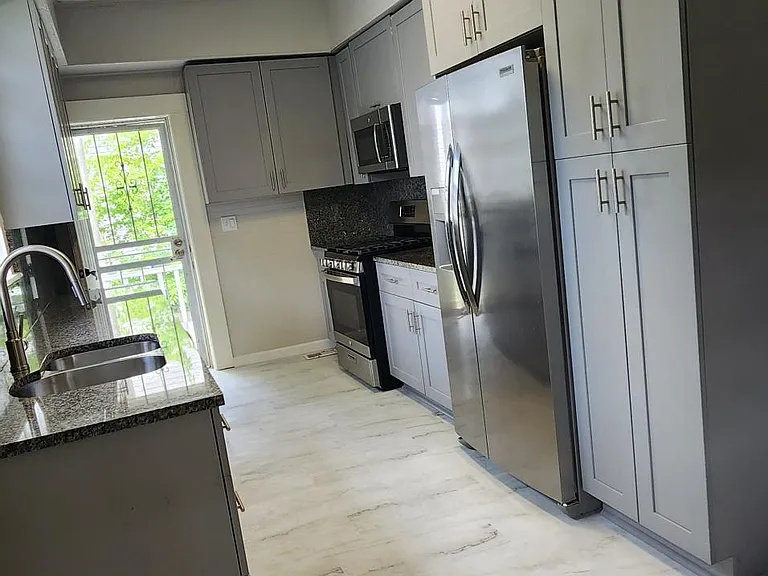920 Reservoir Ave — Photo 18