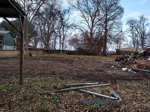 5th image of 83 Yazoo Ln