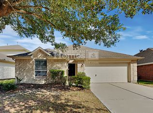 7431 Oakwood Canyon Dr, Cypress, TX 77433
