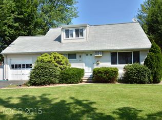 237 Ridge St, New Milford, NJ 07646
