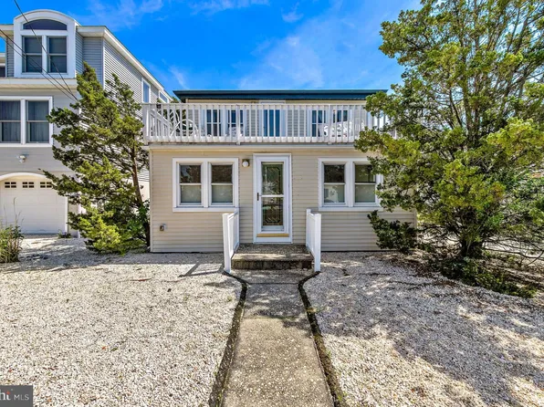325 S 2nd St, Surf City, NJ 08008