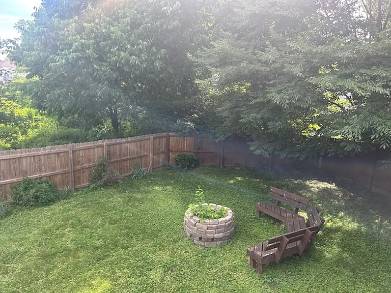 2709 Michelle Park — Photo 23