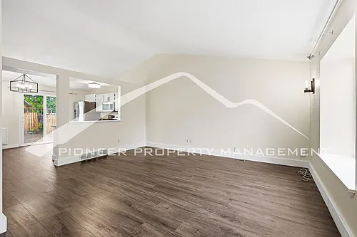1729 Tulip St Photo 1