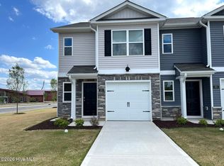 201 Maddox Dr, Aberdeen, NC 28315