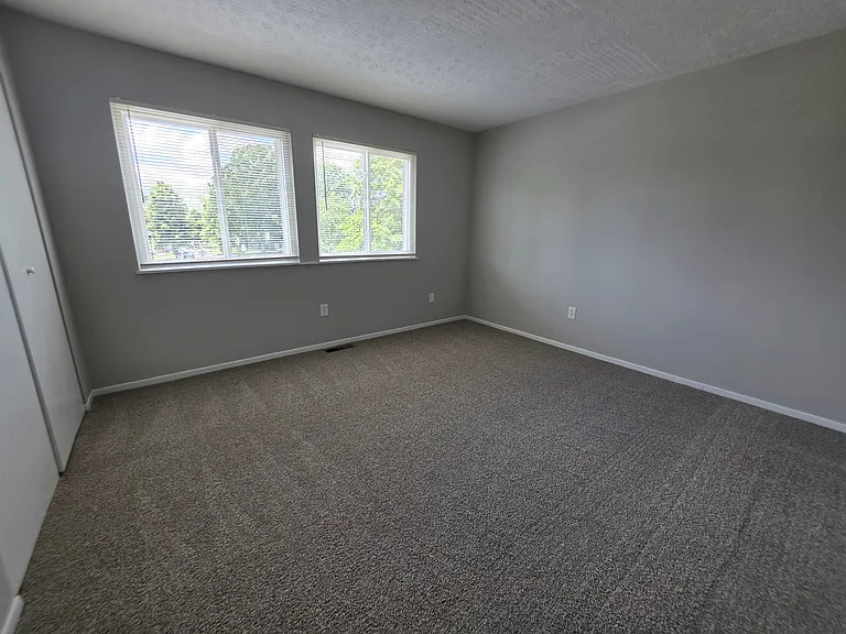 942 S Spring Rd — Photo 19