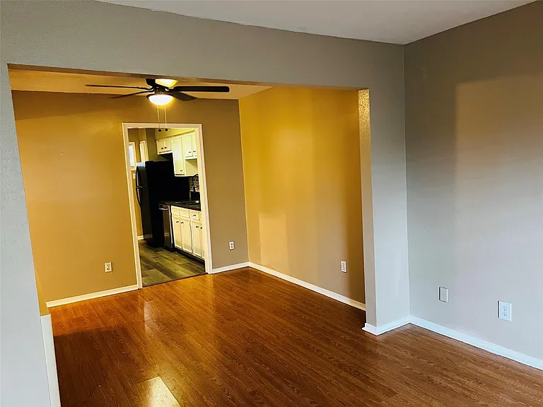 1069 Willow Oaks Cir #1069 — Photo 7