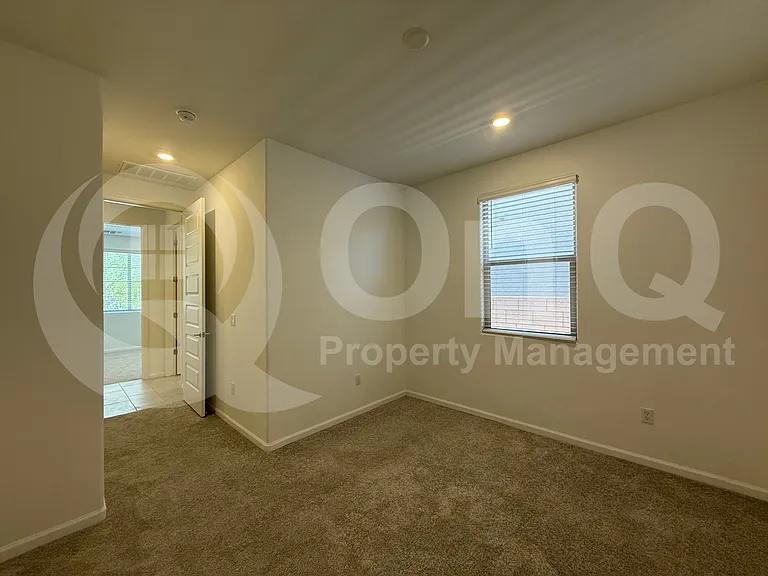 6704 E Caminito La Piscina — Photo 22