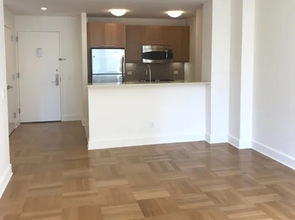 400 West 63rd Street image 2 of 12