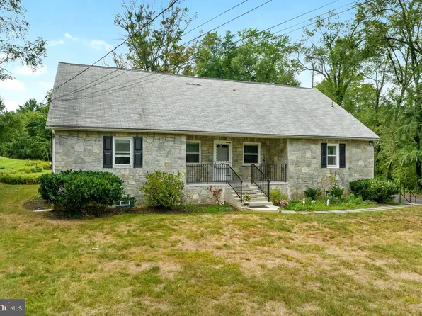 882 Sumneytown Pike, Lansdale, PA 19446
