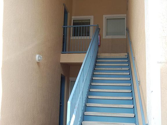 3rd image of 489 Las Cortes Ln APT 201