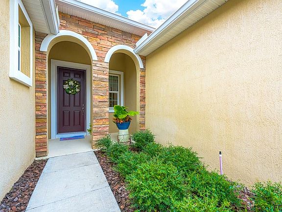 2nd image of 115 Spoonbill Dr