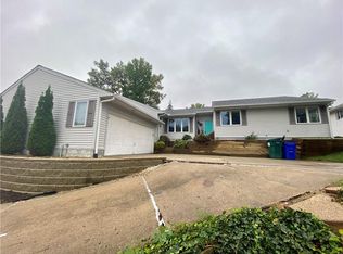 2673 Forrest Green Dr, Decatur, IL 62521