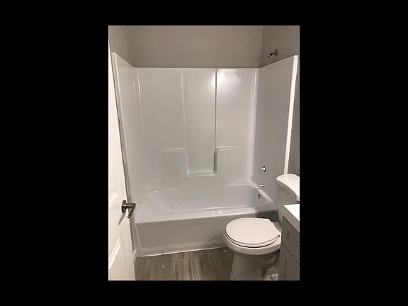 2nd image of 4662 E Caballero St #3